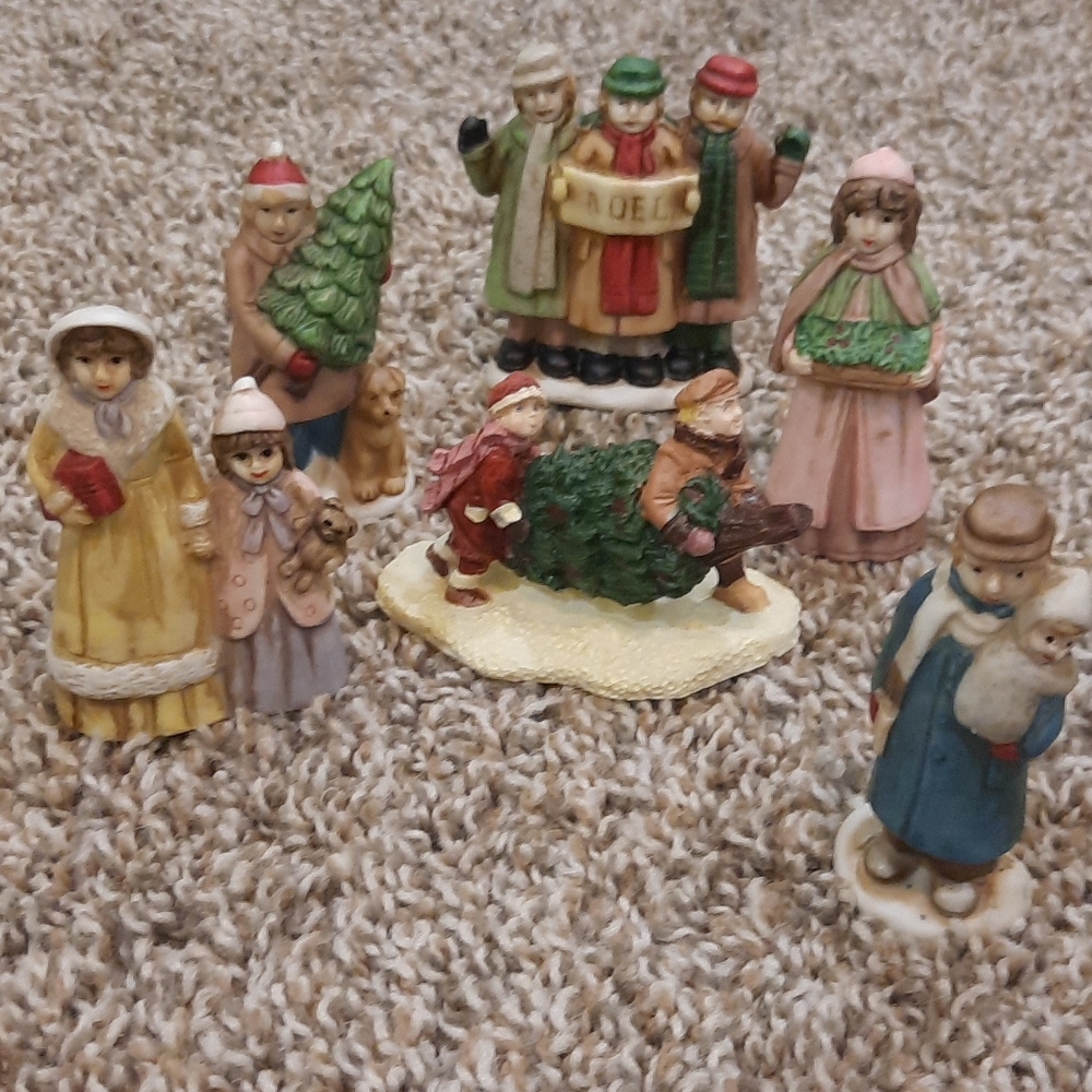 1989 vintage porcelain figurines.
